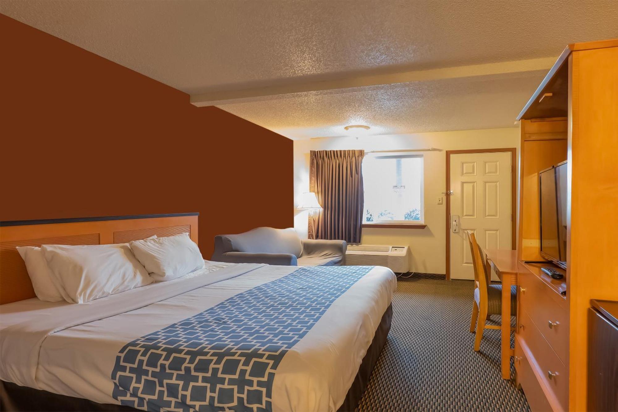 Hotel Oyo I-5 South 2*
